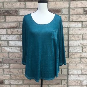 Lane Bryant Woman’s 18/20 Top.